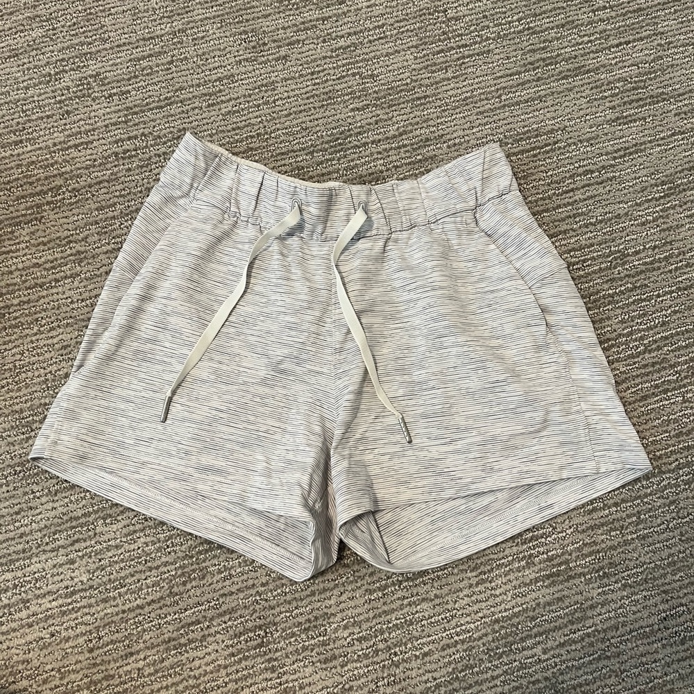 lululemon athletica Light Gray Marled Athletic Shorts